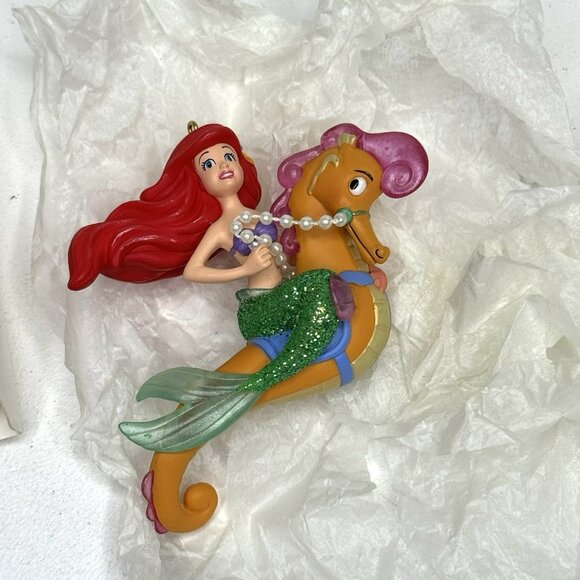 Hallmark Disney The Little Mermaid Under The Sea Seahorse Keepsake Ornament 2010 - Picture 8 of 9